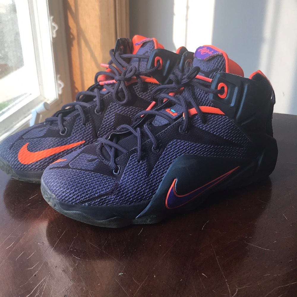 NIKE LEBRON 12 SIZE 7 used